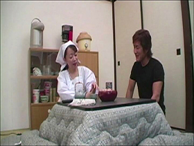 働く熟年おばさん職場で我慢できずに若いチ○ポを貪りまくる！ベスト4時間　サンプル画像05